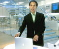 Smart promoter in front of iBook G3